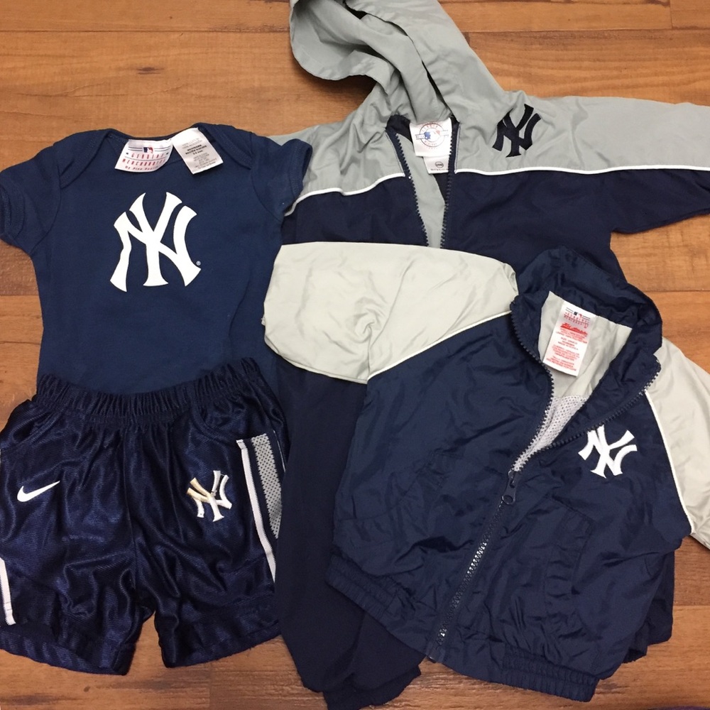 Baby Yankees Genuine Merchandise Set